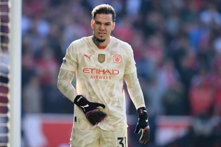 ederson-galatasaray-icin-gemileri-yakti-h5s6xryf.jpg