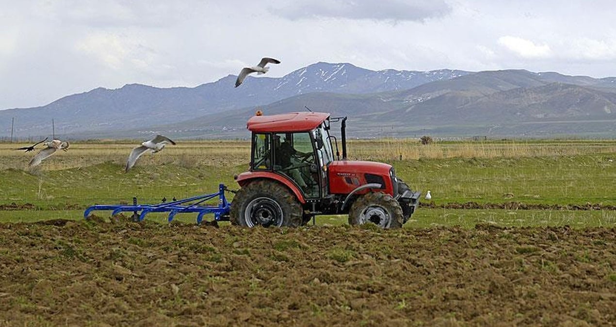 ciftcinin borclari en az bir yil sureyle faizsiz ertelenmeli IuanzOqe