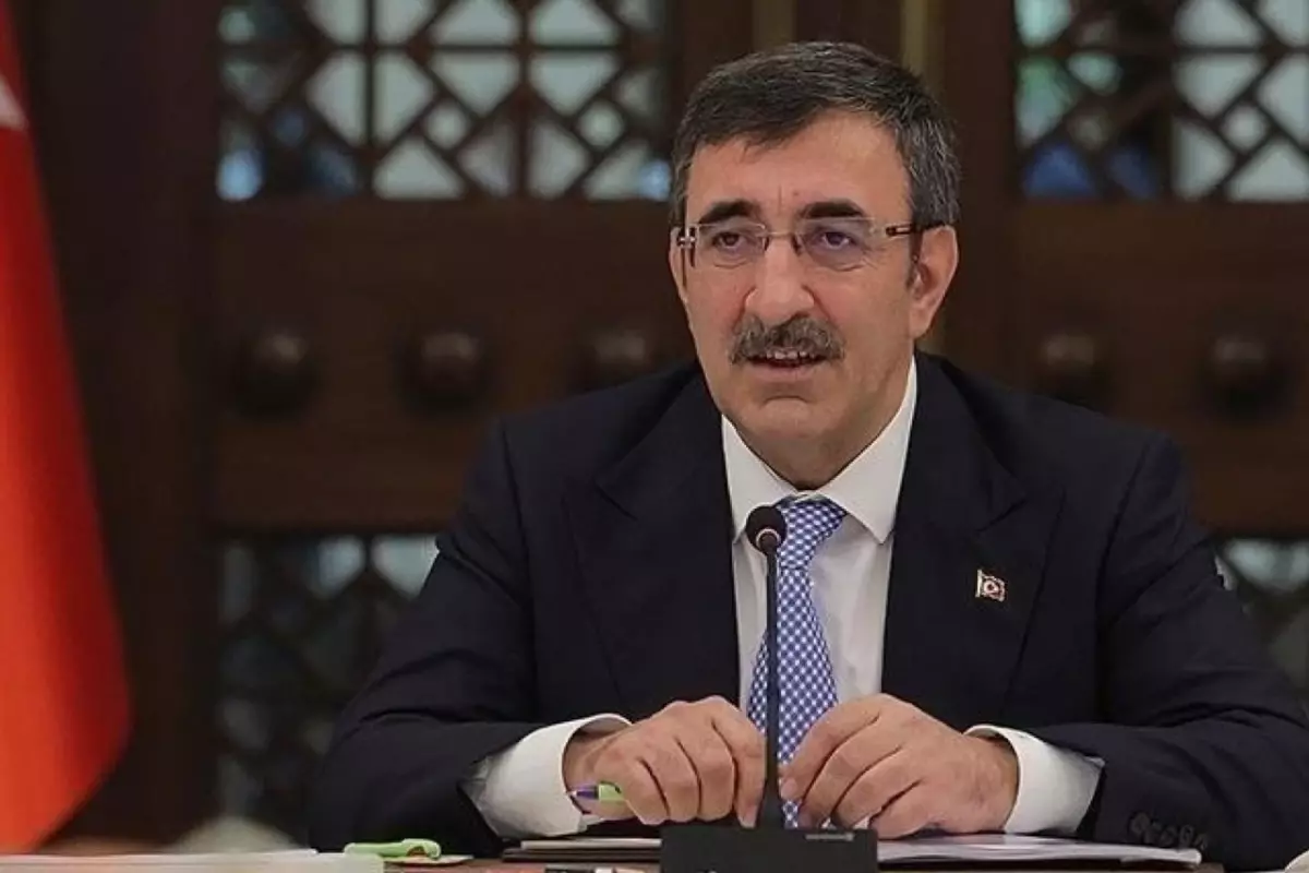 cumhurbaskani yardimcisi yilmaz orta vadeli programi yarin aciklayacaklarini duyurdu aciklamasi qQYCbKx5