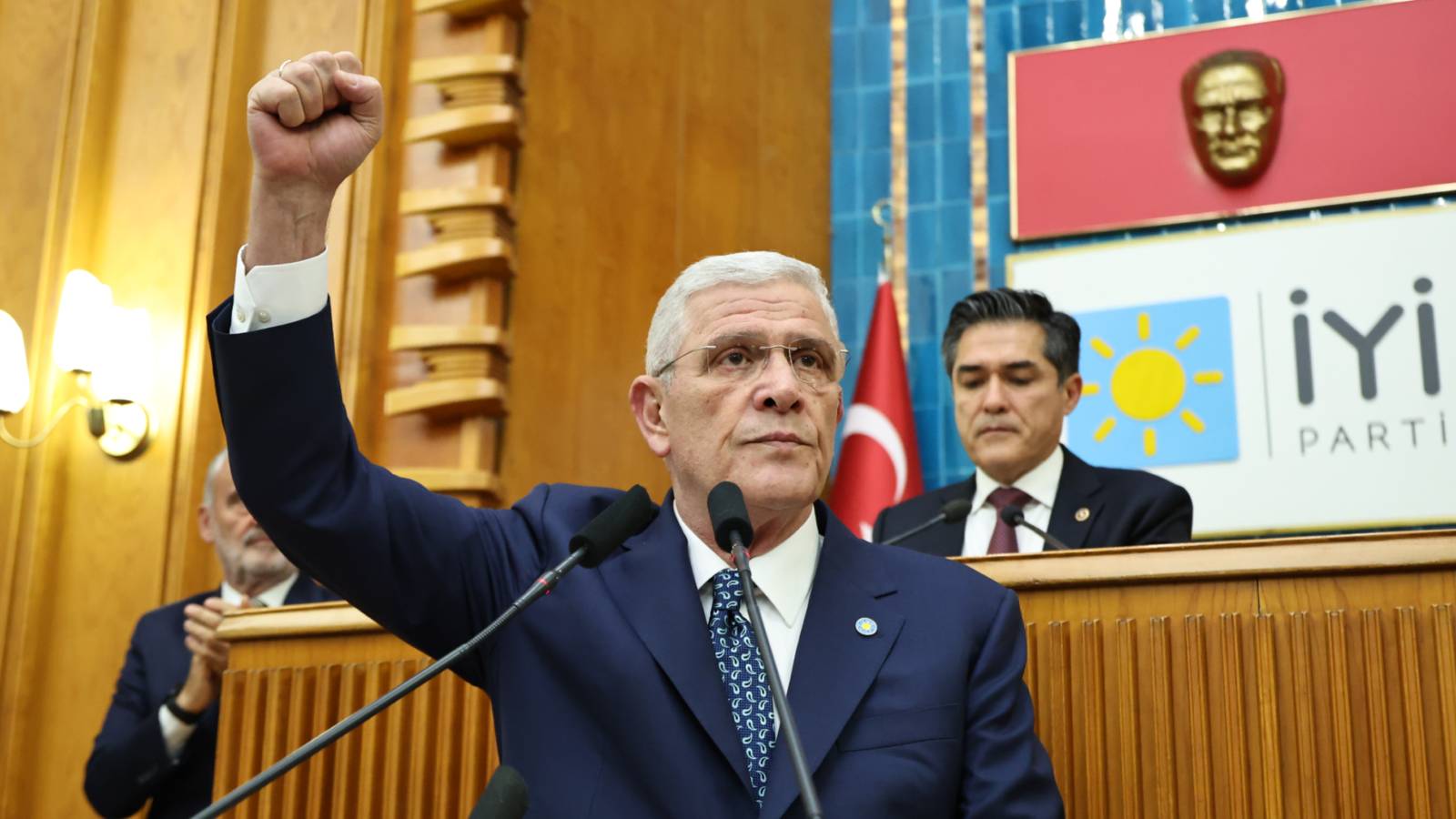 dervisoglundan diyanete uyari alevi bektasi ocaklarina yaklasimini gozden gecirmesi gerekir aleviligin kulturel etkinlik gibi ele alinmasi kabul edilemez 4FFBZWIT