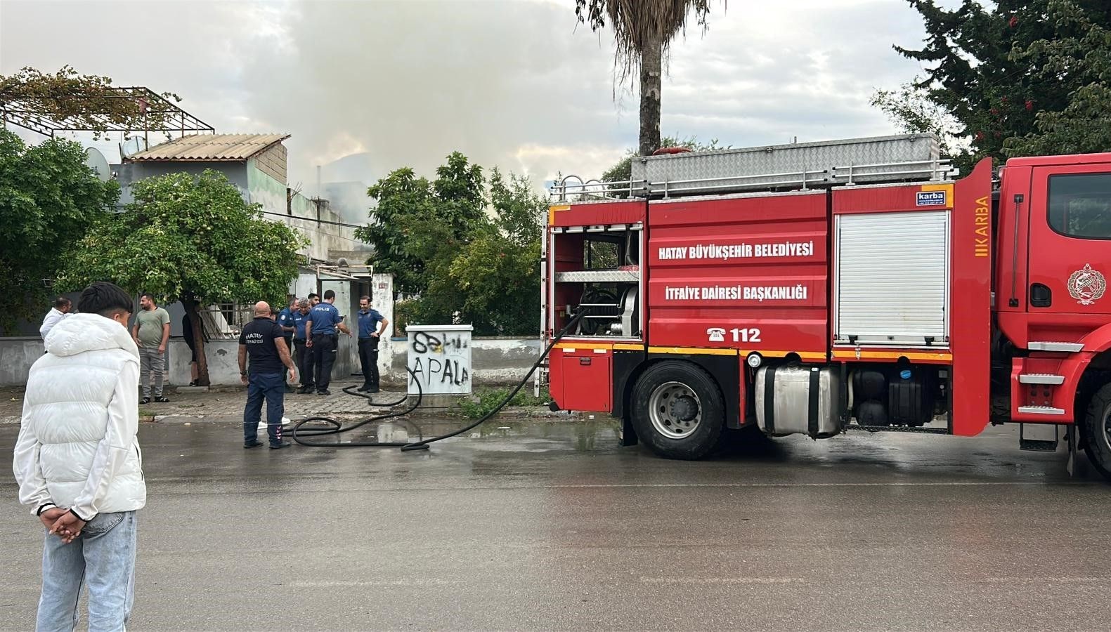 mustakil ev alevler icinde kaldi wZjq586U.jpg