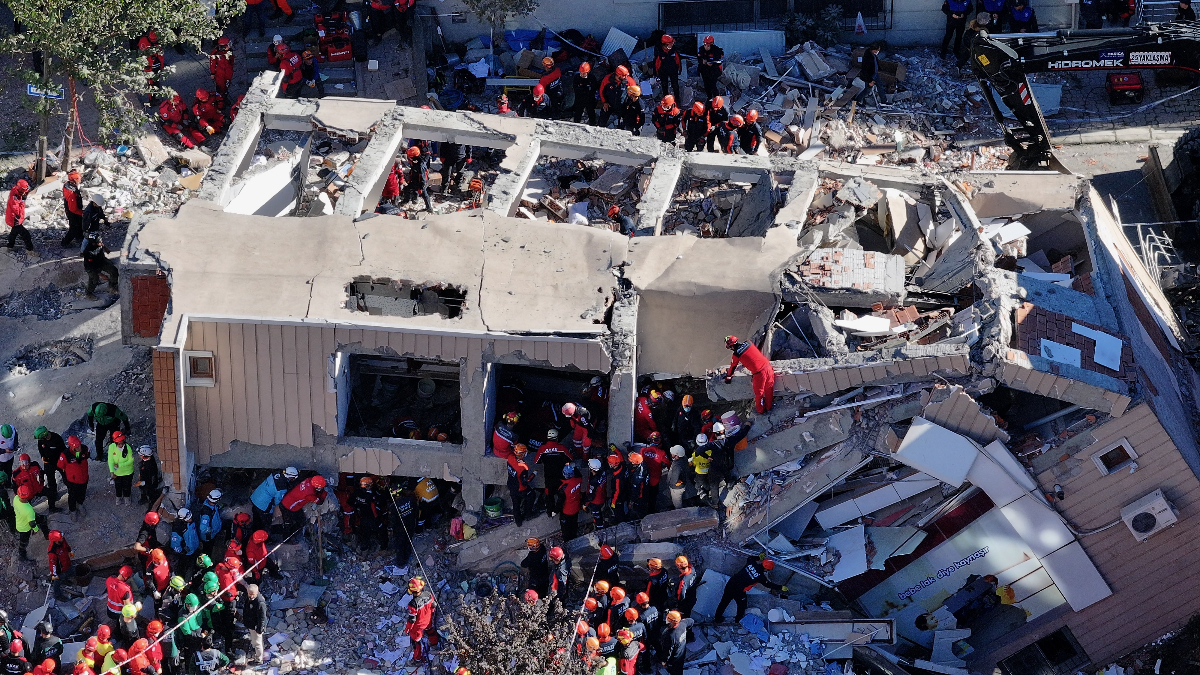 kocaelide coken binadan sag kurtarilan dilaraya aile uyelerinin vefat haberi verildi UWdPgFMn.jpg