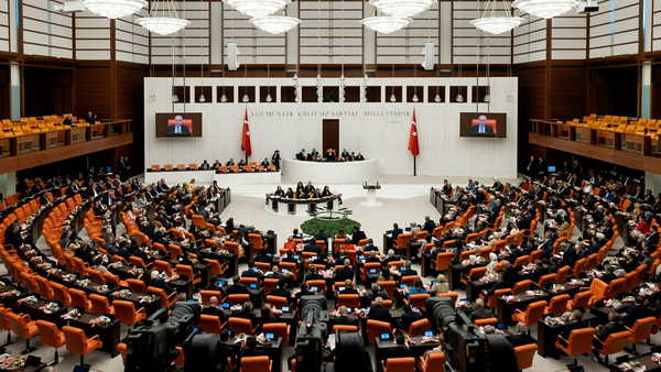 tbmmde-vergi-duzenlemelerini-iceren-teklifin-ilk-5-maddesi-kabul-edildi-D5cf8ht8