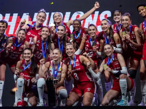 Turkiye a milli kadin voleybol takimi vnl milletler liginde kac kez sampiyon oldu filenin k9NPZn2r